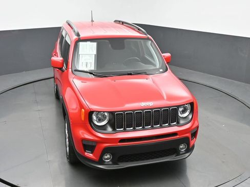 Used 2020 Jeep Renegade Latitude w/ Cold Weather Group AWD/4WD image 42