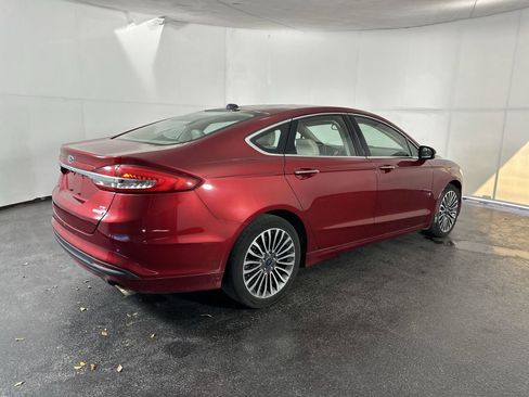 Used 2018 Ford Fusion SE w/ Fusion SE Technology Package image 11