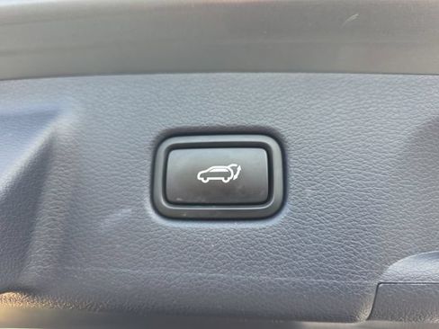 Used 2023 Hyundai Palisade Limited FWD image 27