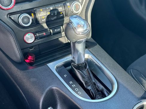 Used 2022 Ford Mustang GT RWD image 21