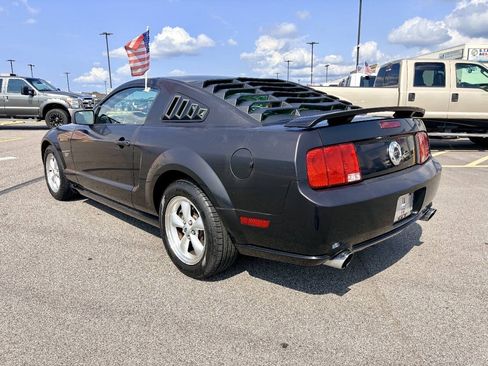 Used 2007 Ford Mustang GT Premium RWD image 4