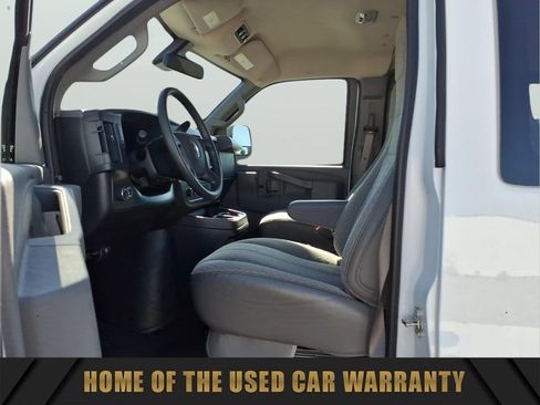 Used 2025 Chevrolet Express 3500 LT w/ LT Preferred Equipment Group RWD image 15