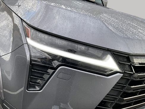 Used 2025 Lexus GX 550 w/ Accessory Package (2T) AWD/4WD image 27