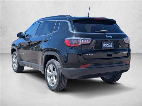 Used 2017 Jeep Compass Latitude image 7