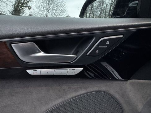 Used 2017 Audi A8 L 3.0T w/ Executive Package image 19