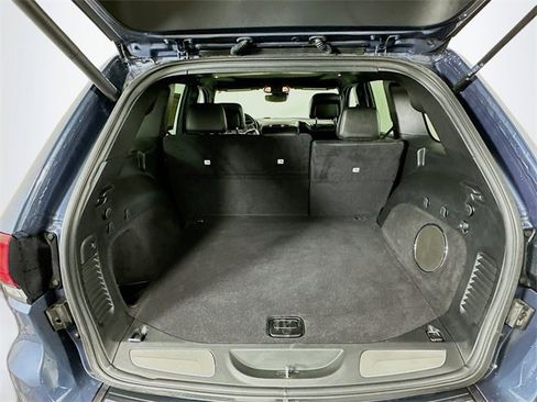 Used 2020 Jeep Grand Cherokee High Altitude image 28