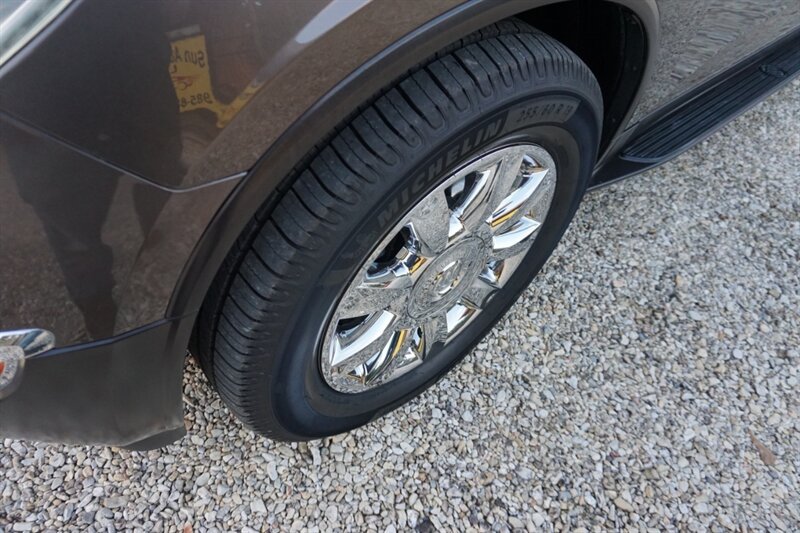 Used 2012 Buick Enclave Leather FWD image 50