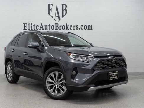 Used 2021 Toyota RAV4 Limited AWD/4WD image 50