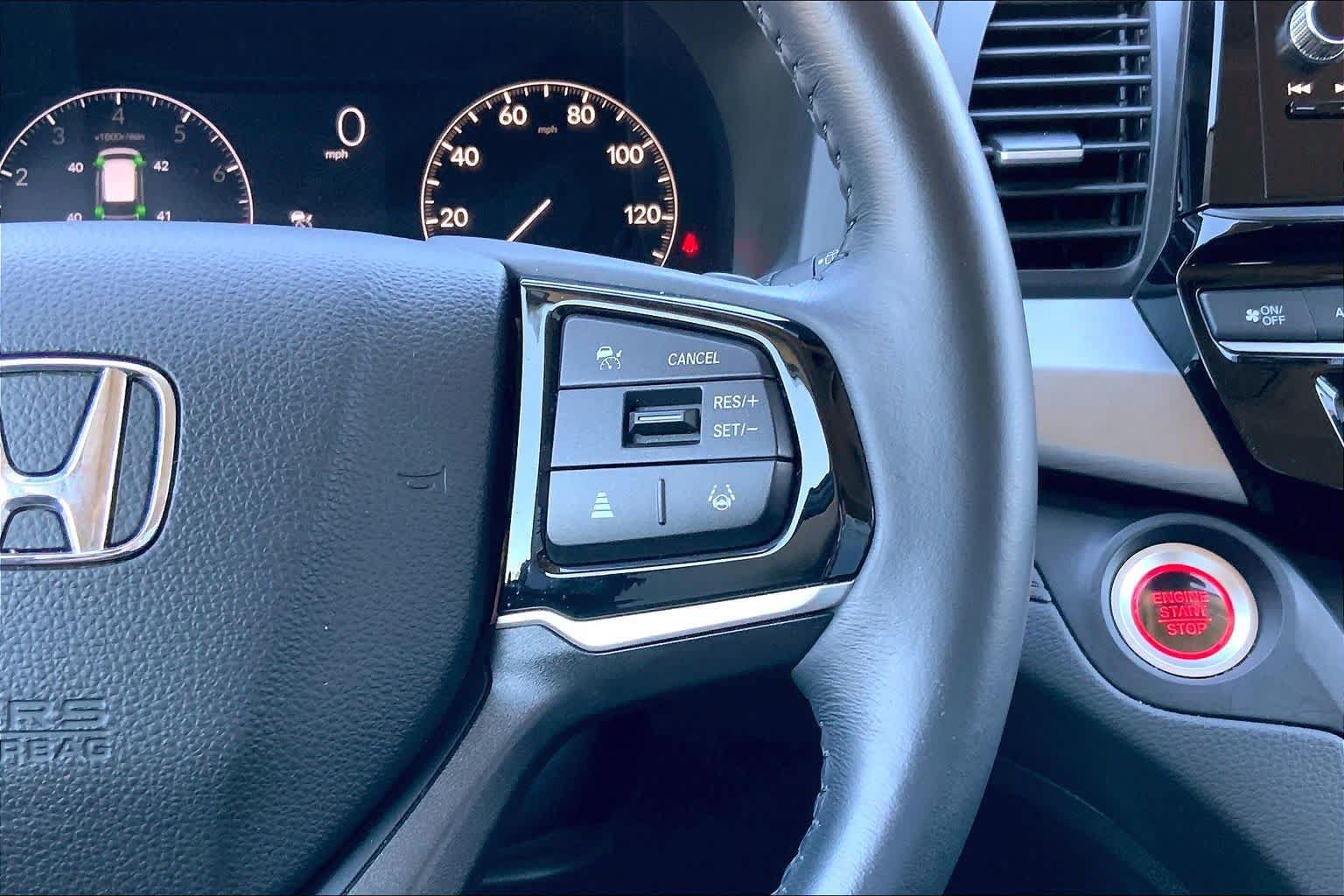 Used 2025 Honda Odyssey EX-L image 24