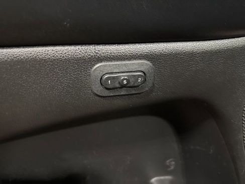 Used 2016 Jeep Grand Cherokee Limited image 9