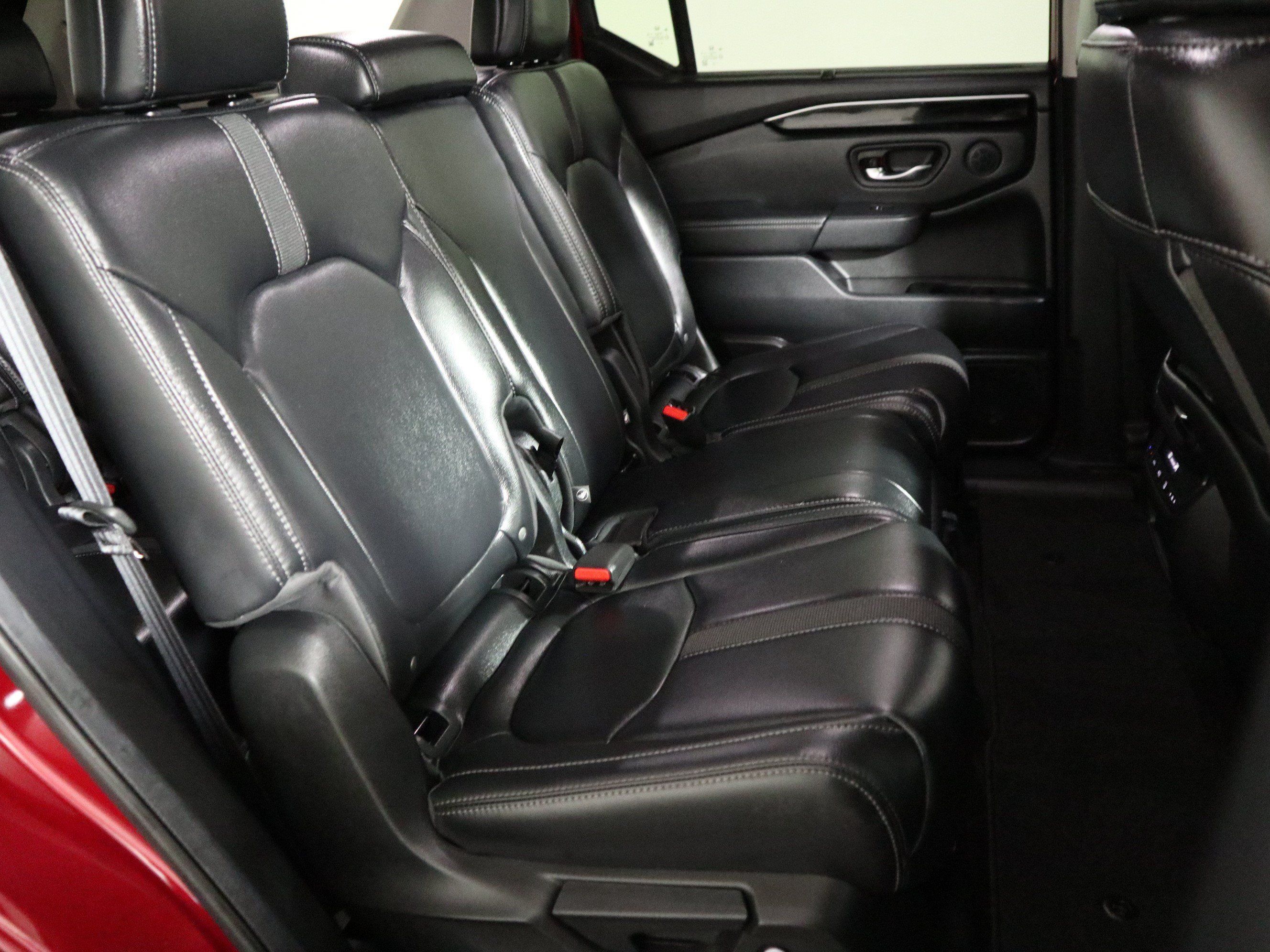 Used 2025 Honda Pilot EX-L image 21
