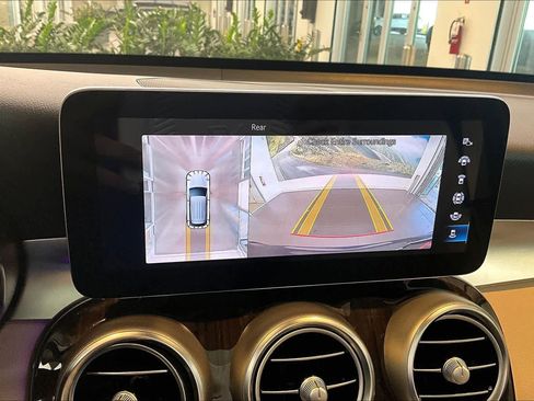 Used 2022 Mercedes-Benz GLC 300 GLC 300 image 28