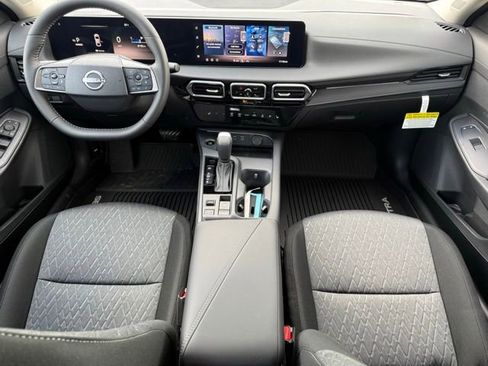 New 2026 Nissan Sentra SV w/ SV Convenience Package FWD image 26