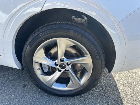 Used 2026 Genesis GV70 2.5T Advanced image 27