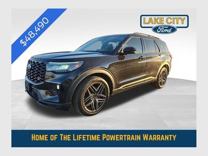 Used 2025 Ford Explorer ST