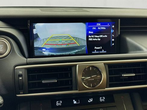 Used 2019 Lexus IS 300 AWD image 14