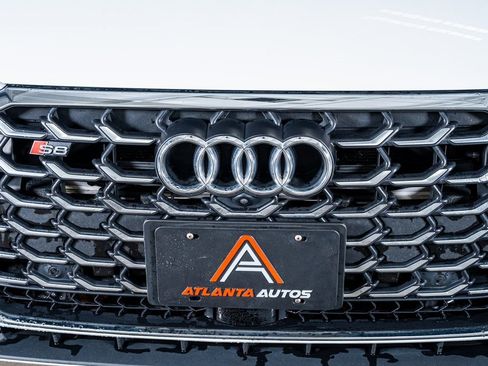 Used 2023 Audi S8 image 16