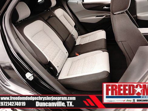 Used 2022 Chevrolet Equinox LS w/ Driver Confidence II Package image 17