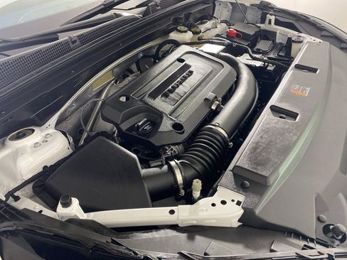 Used 2024 Buick Envision Avenir image 35