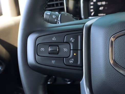 Used 2024 GMC Sierra 1500 Elevation w/ Elevation Premium Package image 18