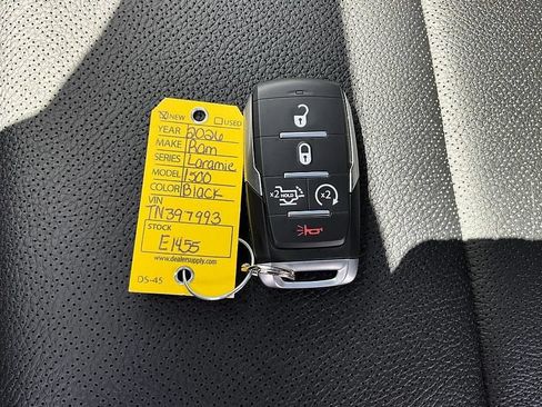 New 2026 RAM 1500 Laramie AWD/4WD image 36