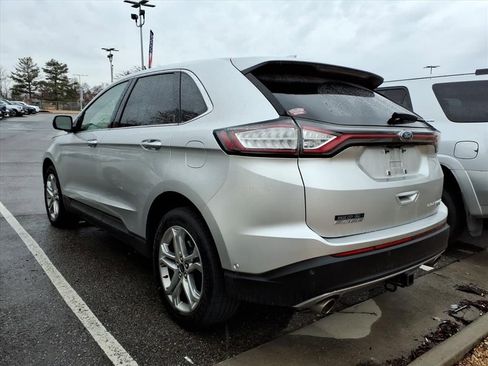 Used 2017 Ford Edge Titanium w/ Equipment Group 302A image 4