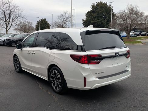 Used 2025 Honda Odyssey Elite image 7