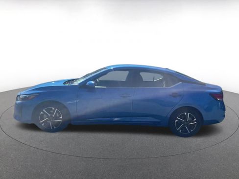 Used 2025 Nissan Sentra SV image 8