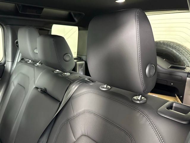 New 2026 Land Rover Defender 110 S AWD/4WD image 33