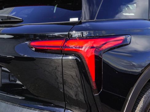 New 2026 Chevrolet Blazer EV LT w/ Midnight/Sport Edition image 7