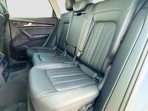 Used 2018 Audi Q5 2.0T Premium AWD/4WD image 20