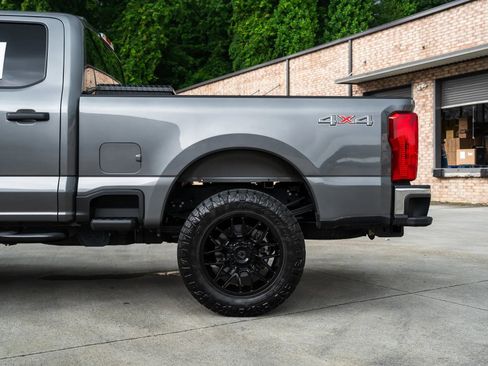 Used 2024 Ford F350 XLT AWD/4WD image 5