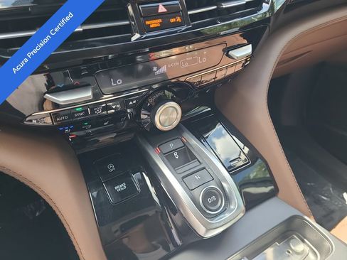 Used 2025 Acura MDX SH-AWD w/ Advance Package image 17