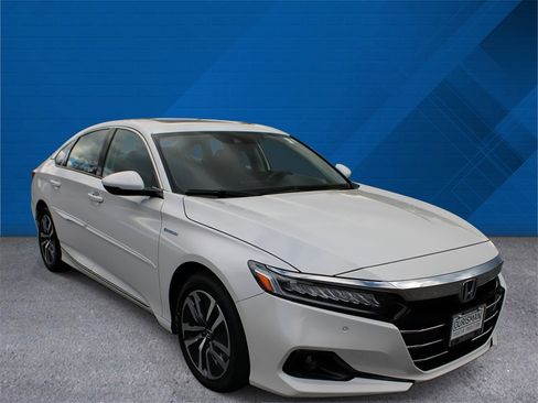 Certified 2021 Honda Accord EX-L image 2