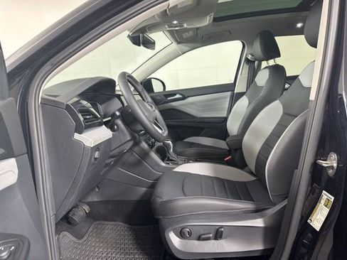 Used 2024 Volkswagen Taos SEL image 11