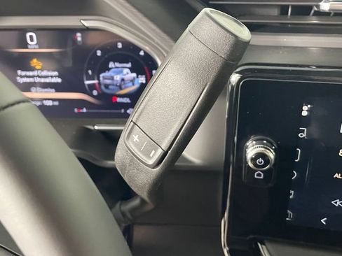 New 2026 GMC Sierra 2500 AT4 w/ AT4 Premium Plus Package AWD/4WD image 9