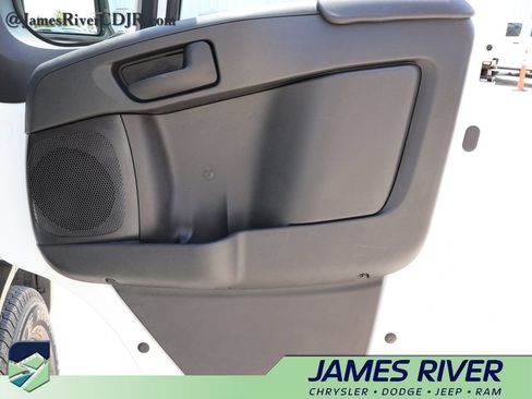 Used 2025 RAM ProMaster 2500 w/ U-Haul Equipment Group FWD image 7