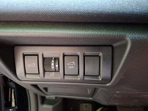 Used 2024 Subaru Outback Premium AWD/4WD image 24