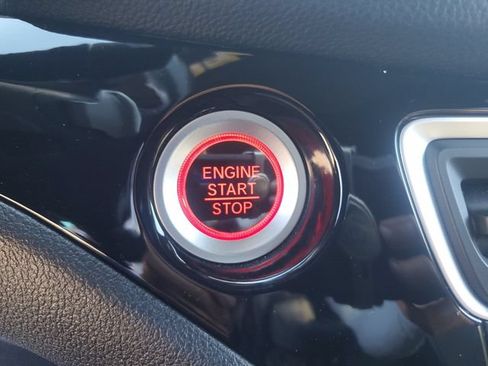 Certified 2021 Honda Ridgeline Black Edition image 27
