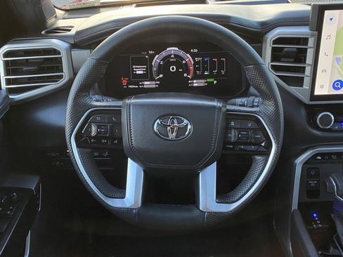 Used 2025 Toyota Sequoia Platinum image 32