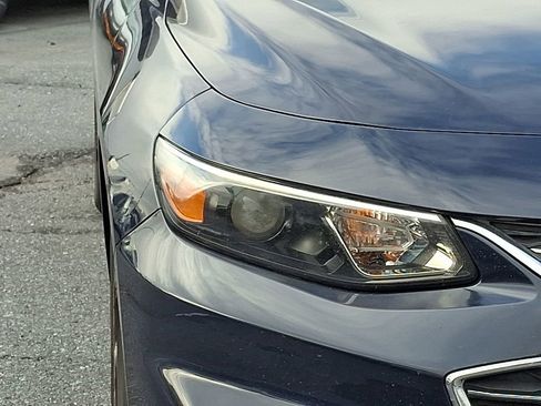 Used 2017 Chevrolet Malibu LS image 8