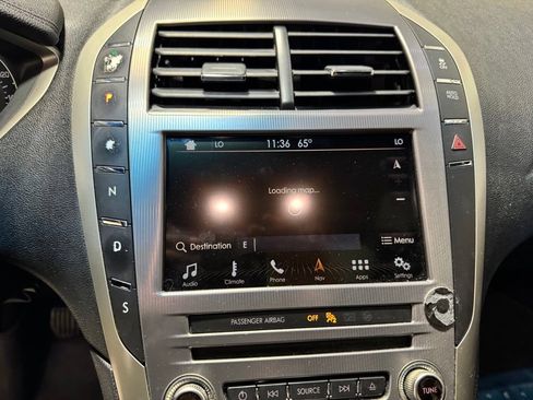 Used 2017 Lincoln MKZ Reserve w/ Climate Package AWD/4WD image 14