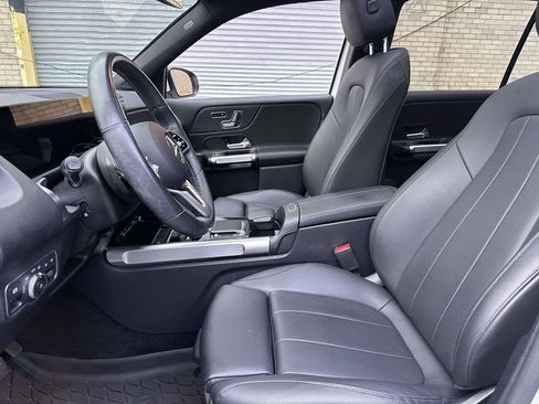 Used 2023 Mercedes-Benz GLB 250 4MATIC image 15
