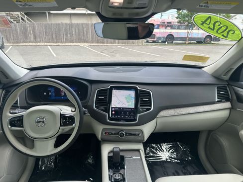 Used 2024 Volvo XC90 B6 Plus AWD/4WD image 24