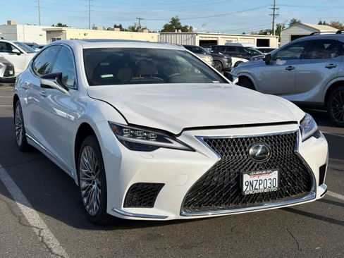Used 2024 Lexus LS 500 AWD w/ Interior Upgrade Package image 3
