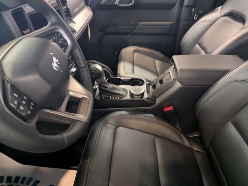 New 2026 Ford Bronco Badlands AWD/4WD image 17
