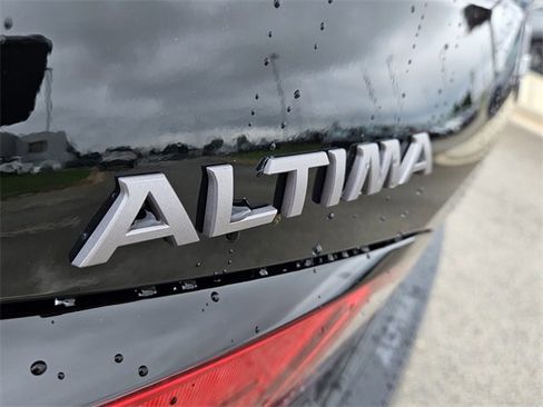 New 2025 Nissan Altima 2.5 SV image 11