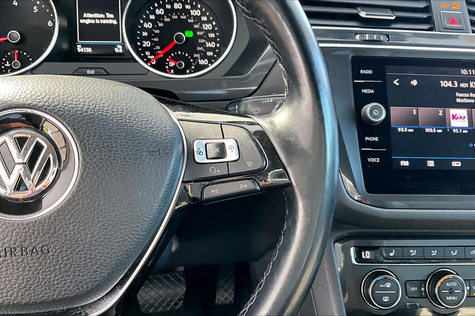 Used 2018 Volkswagen Tiguan SE FWD image 24