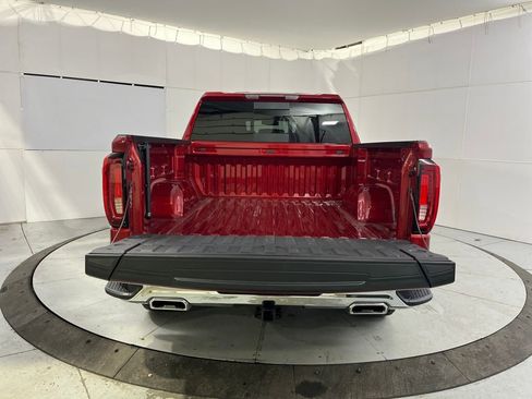 Used 2025 GMC Sierra 1500 SLT w/ SLT Premium Package image 9