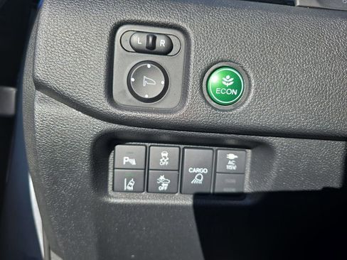 Used 2017 Honda Ridgeline RTL-E image 26